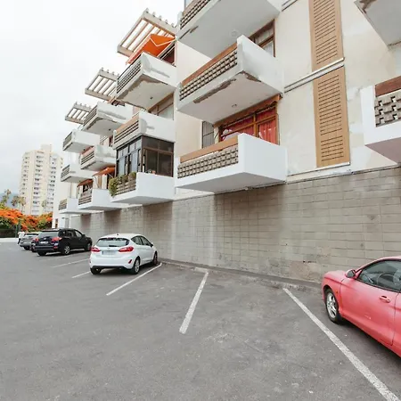 Modern And Spacious With Terrace And Swimming Pool * Арона